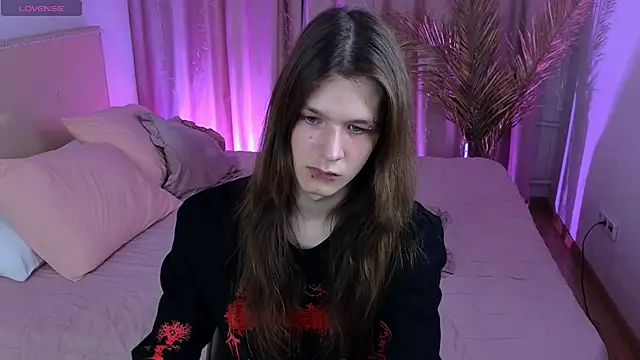 l1l2th – Live XXX-chat
