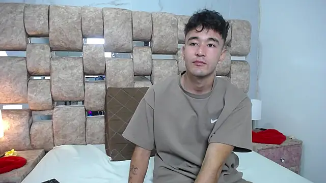 KathyAiden XXX чат на живо