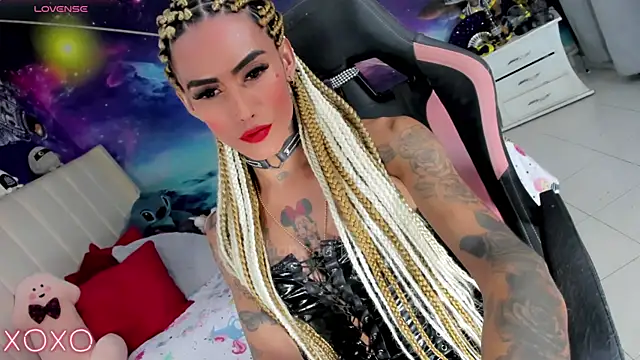 Nella_Dolls Obrolan Langsung XXX