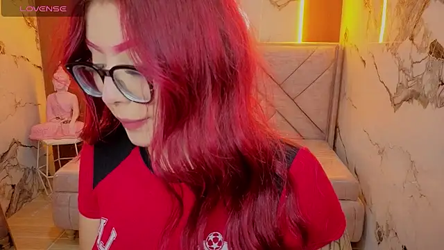 Red_Bunny_v Adlı Modelin Canlı XXX Sohbeti