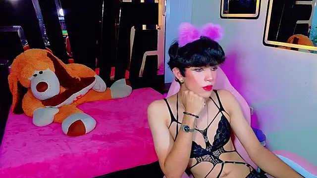 Alejandra_Raven Adlı Modelin Canlı XXX Sohbeti