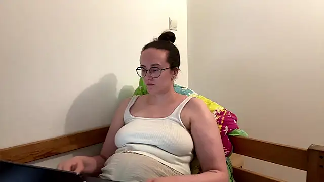 SofiaTease Adlı Modelin Canlı XXX Sohbeti