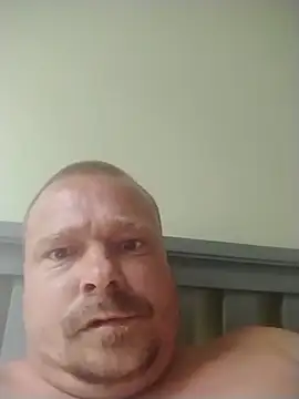 Webkamerová show Bigdckcumgiver