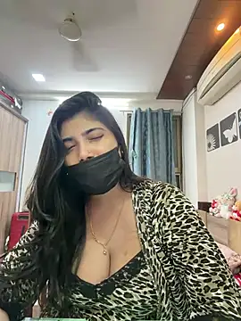 Chat +18 de Alizahincontrol ao vivo