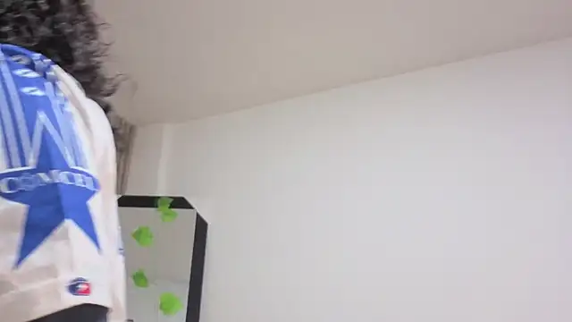 Chat XXX ao vivo de Iam_Issaa_