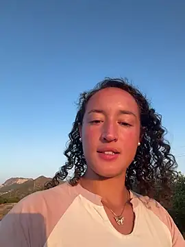 IsabellaSwee élő XXX-chatje