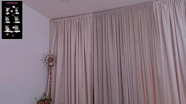 Czat XXX na żywo – vangie_