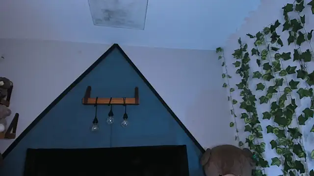 Chat +18 de yui__1 ao vivo