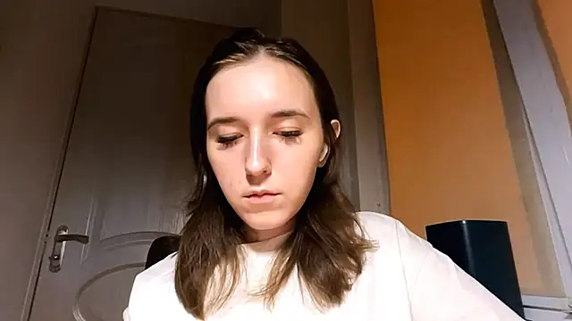 Chat +18 de Mia_labs ao vivo