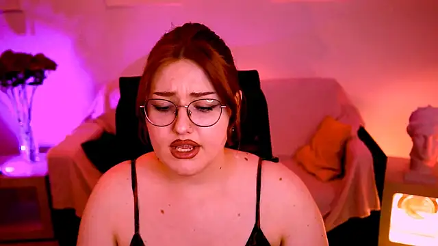 Živý XXX chat StaceyJensen