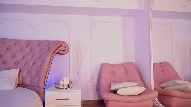 JuicyKendra_'s Live XXX Chat