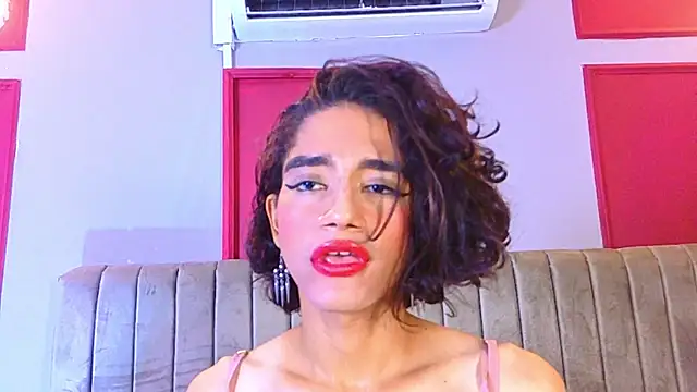Chatroom XXX en direct de AlessiaRose_CR