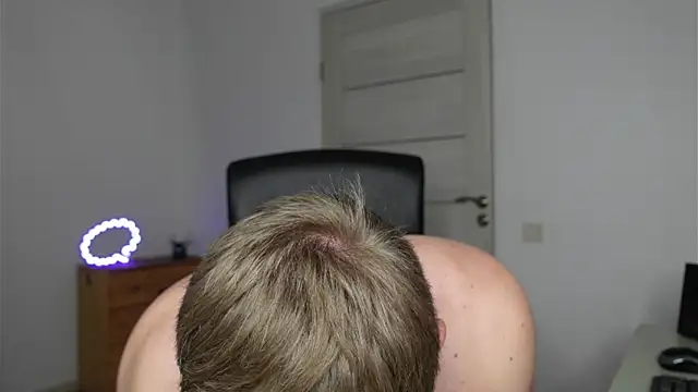 Richard_Dullas Adlı Modelin Canlı XXX Sohbeti