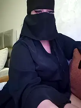Queenhoiyam 现场XXX聊天