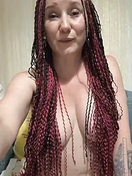Chernoburka2206 XXX чат на живо