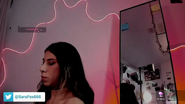 Živý XXX chat Sara_Foxx1
