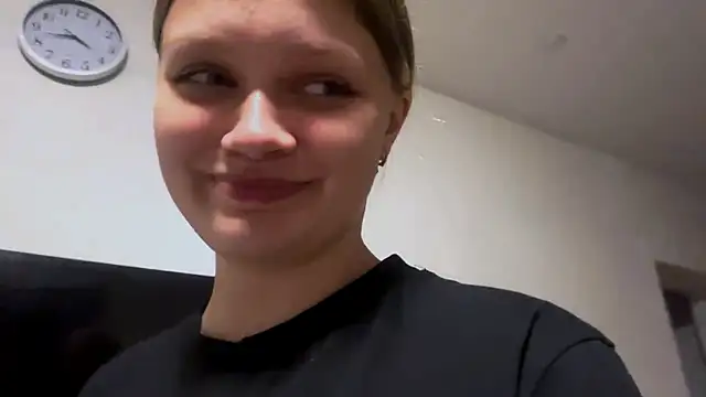 MaggyVerse Chat XXX in diretta