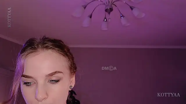 -Kottyaa- Adlı Modelin Canlı XXX Sohbeti