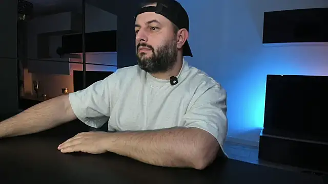 DravenPeak's Live XXX Chat
