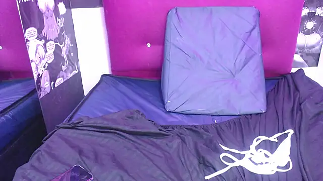 Chatroom XXX en direct de violet_angel13