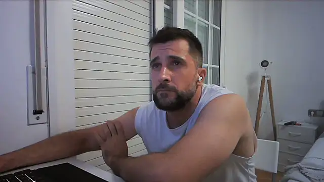 alex877x Chat XXX in diretta