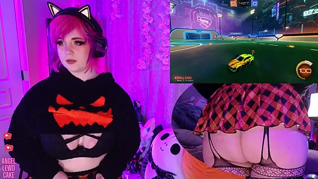 XXX chat uživo modela Angel-Lewd-Cake