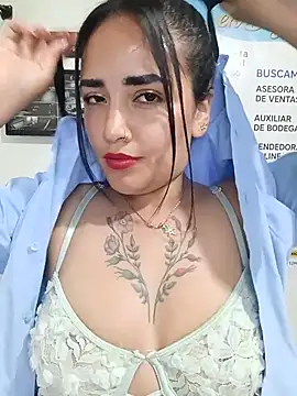 MAYE__13n Live XXX chat