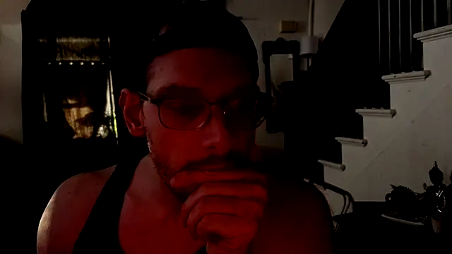 Онлайн чат XXX MasterDaddyCool