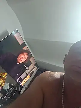 max911111 – Live XXX-chat