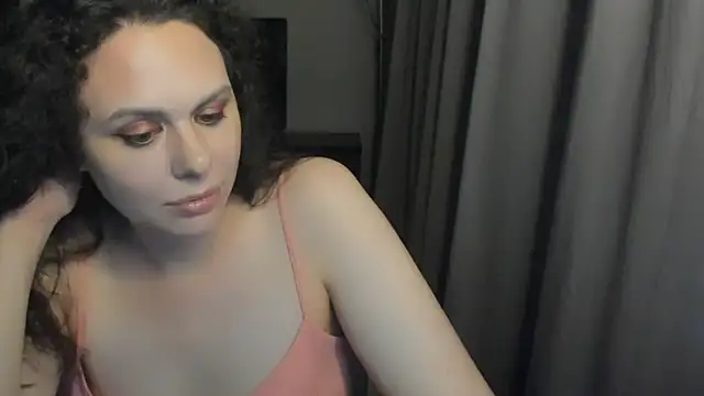 MollyCheiz Adlı Modelin Canlı XXX Sohbeti