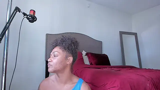 yiauana Chat XXX in diretta