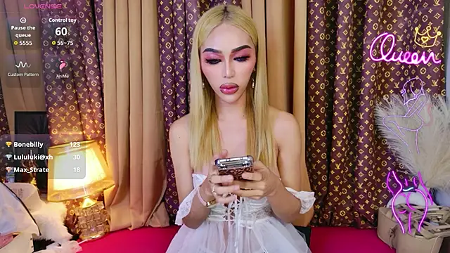 XXX chat uživo modela Tarah_Morphy