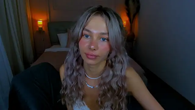 LuluAlis Live XXX-chat