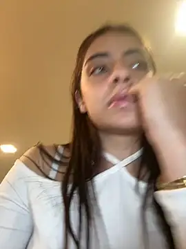 Hanna_Cruz_ Chat XXX in diretta