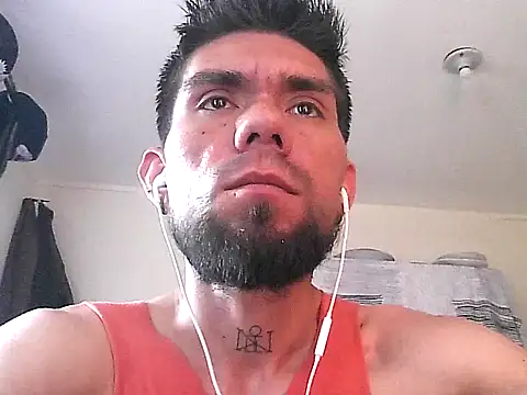Chat XXX en directo de thomas2wood