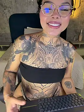 madyson_fox 即時 XXX 聊天
