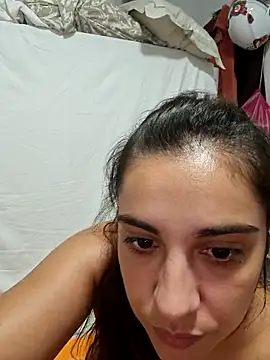 צ'אט XXX בשידור חי של sukii93