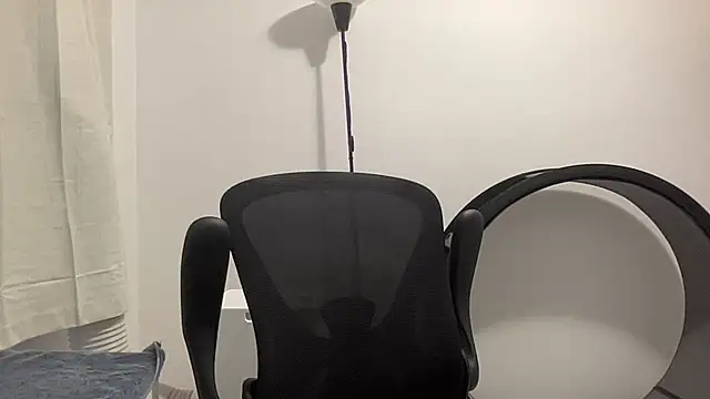 ThickDickMontreal's Live XXX Chat