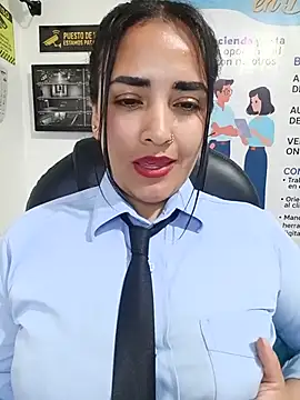 MAYE__13 Chat XXX live