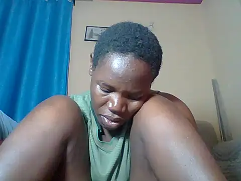 Blacksexyqueen24's Live XXX Chat