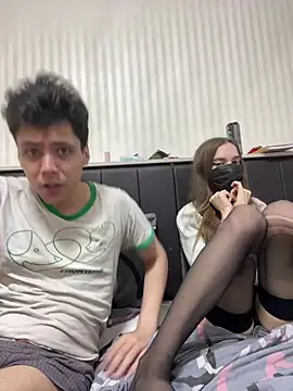 bodysex0's Live Chat Room