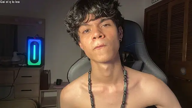 Онлайн чат XXX OopsAgain_