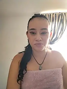 L0lita_Emi12n Live XXX chat