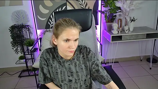 effyfetcher's Live XXX Chat