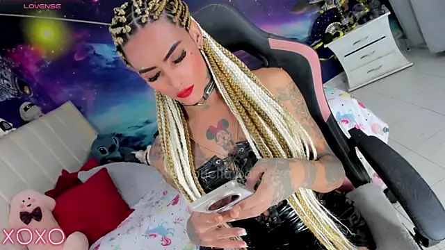 Nella_Dolls Chat XXX live