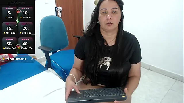 LAURA_Foxht Live XXX-Chat