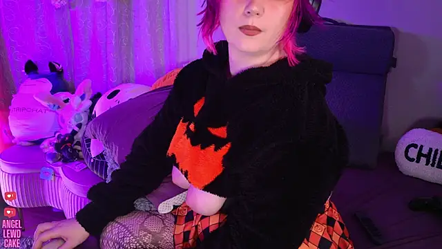 Angel-Lewd-Cake লাইভ XXX চ্যাট