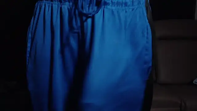 ThickD2C élő XXX-chatje