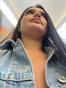 Sara_funのライブXXXチャット