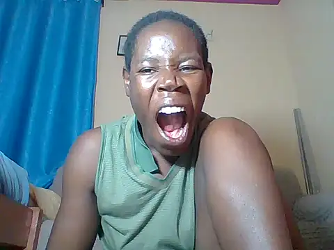 Chat XXX ao vivo de Blacksexyqueen24